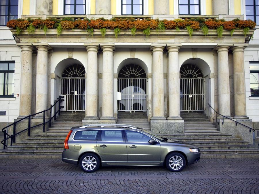  Volvo V70 T6 2007 года  (фото 7 из 64)